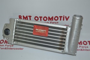 TOYOTA COROLLA,AURIS 1.4-4D INTERCOOLER  07> 17900-0N040